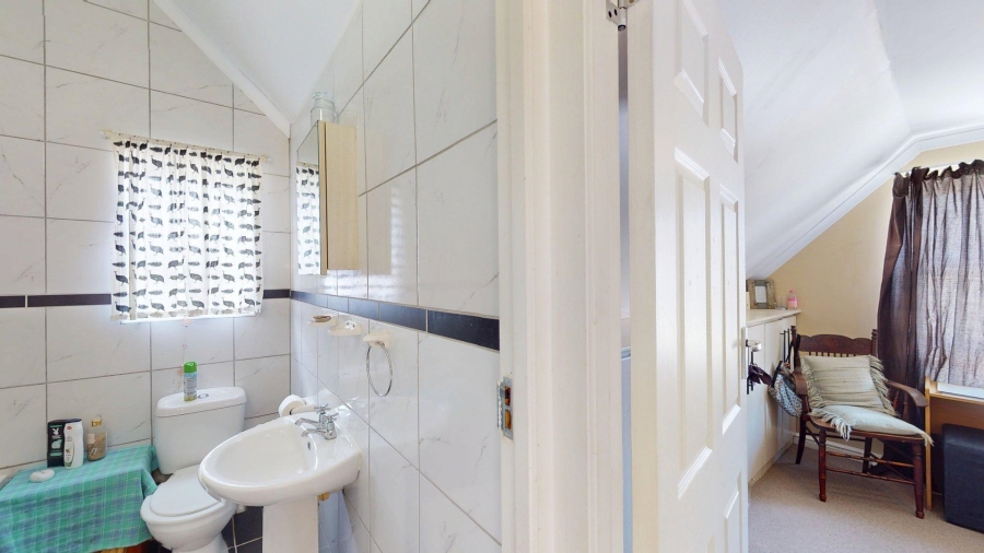 2 Bedroom Property for Sale in Kabega Park Eastern Cape